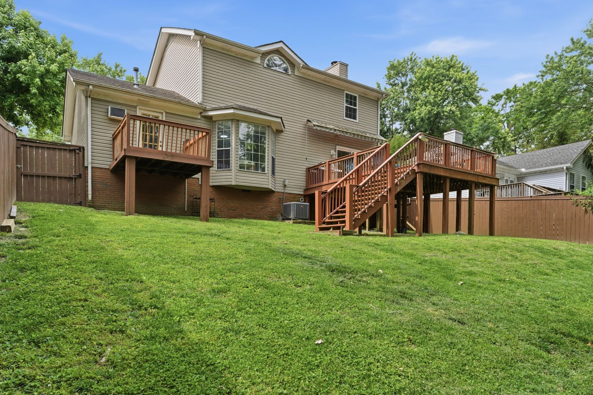 5141 English Village Drive Nashville TN 37211