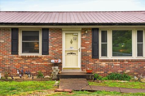 2500 Rawlings Road Woodlawn TN 37191