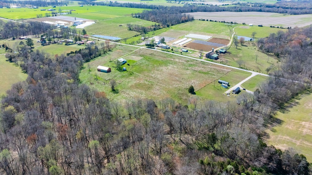 752 Stuart Chapel Road Lewisburg KY 42256