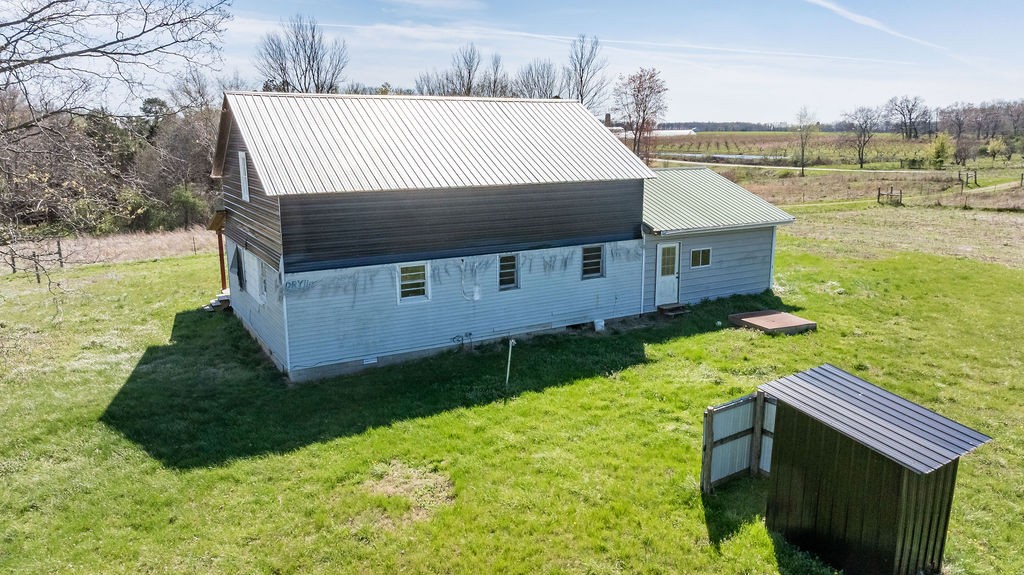 752 Stuart Chapel Road Lewisburg KY 42256