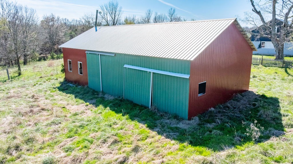 752 Stuart Chapel Road Lewisburg KY 42256