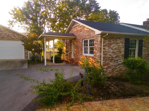 204 Greenbriar Avenue Shelbyville TN 37160
