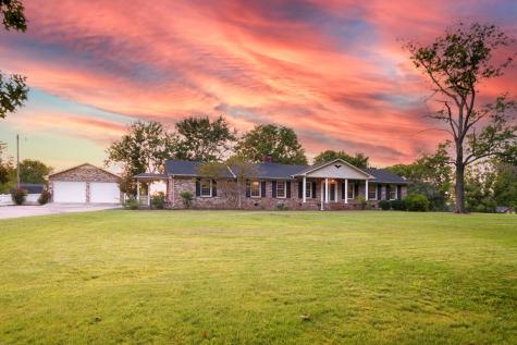 204 Greenbriar Avenue Shelbyville TN 37160