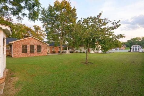 204 Greenbriar Avenue Shelbyville TN 37160