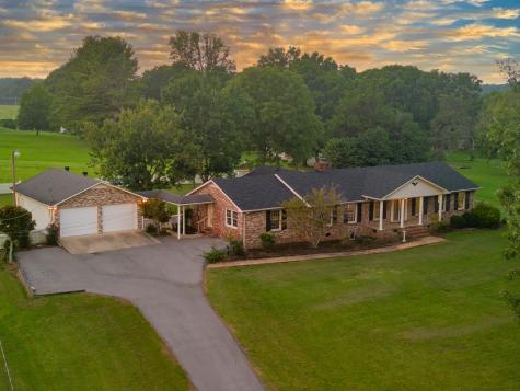 204 Greenbriar Avenue Shelbyville TN 37160