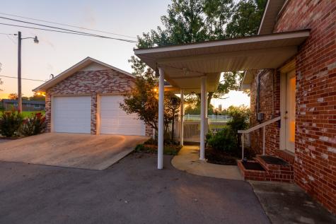 204 Greenbriar Avenue Shelbyville TN 37160