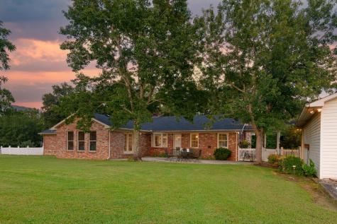 204 Greenbriar Avenue Shelbyville TN 37160