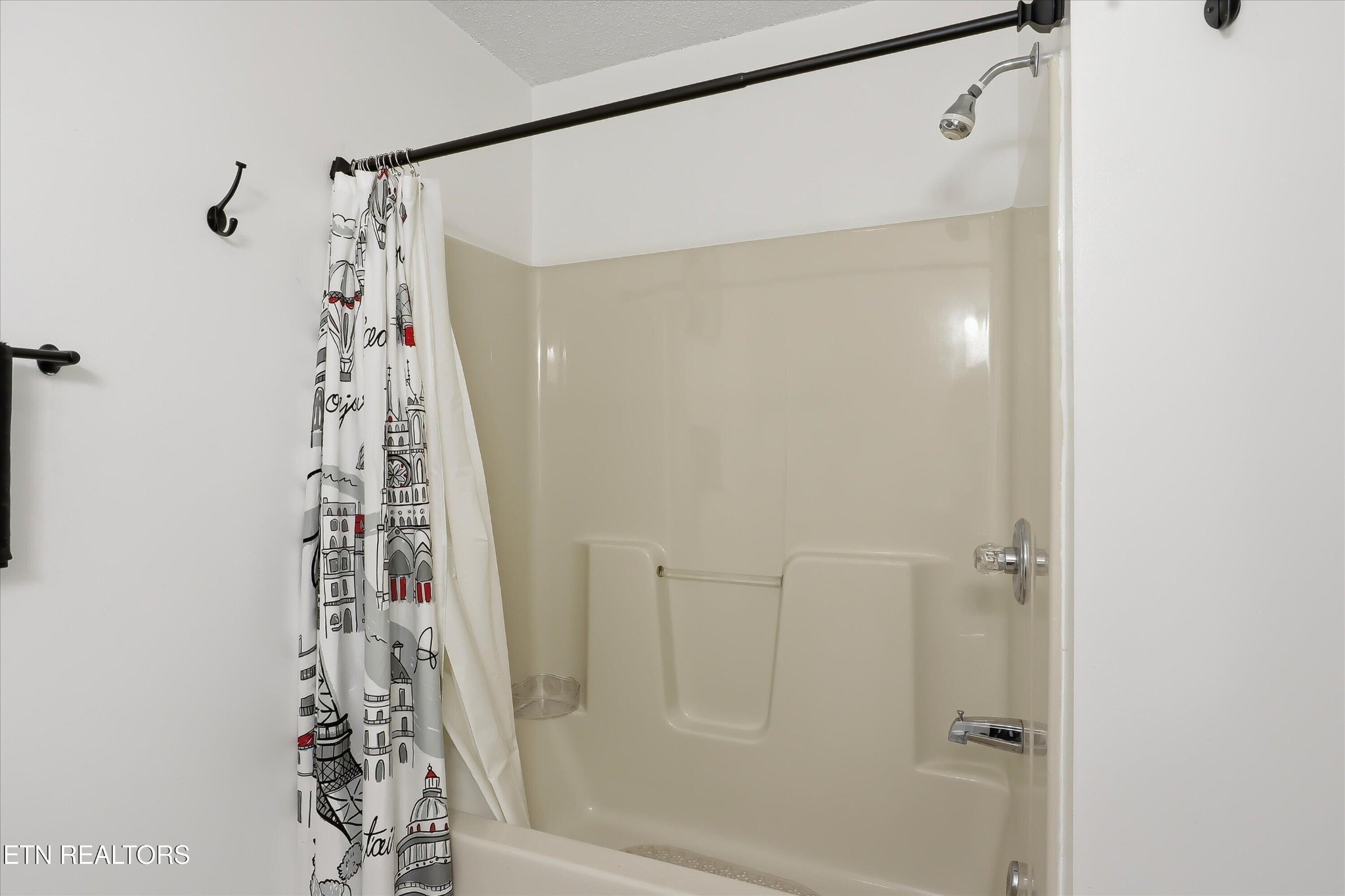 117 Bertha Lane Jacksboro TN 37757