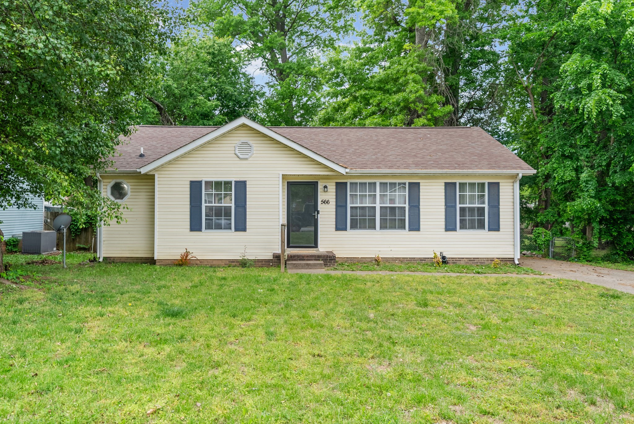 566 Lorie Lane Clarksville TN 37042