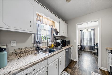 566 Lorie Lane Clarksville TN 37042