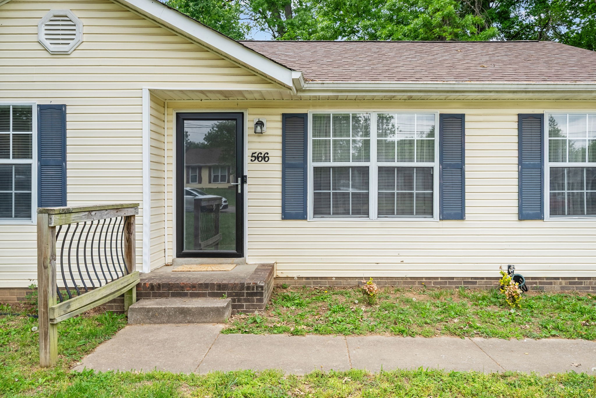 566 Lorie Lane Clarksville TN 37042