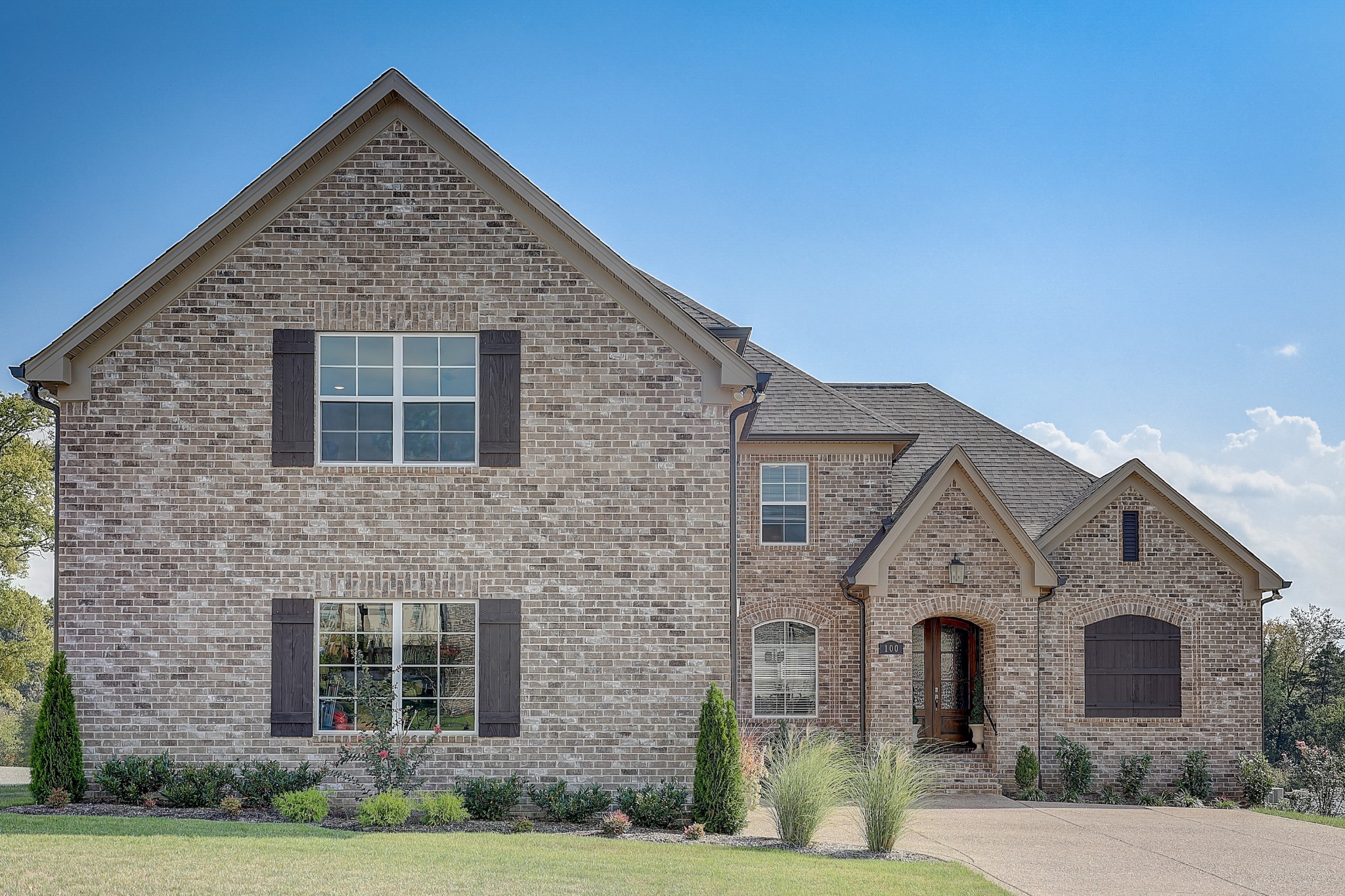 100 Walting Street Gallatin TN 37066