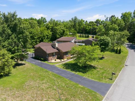 520 Springmont Boulevard Old Hickory TN 37138