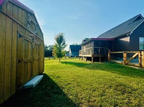 2542 Highway 47, E Burns TN 37029