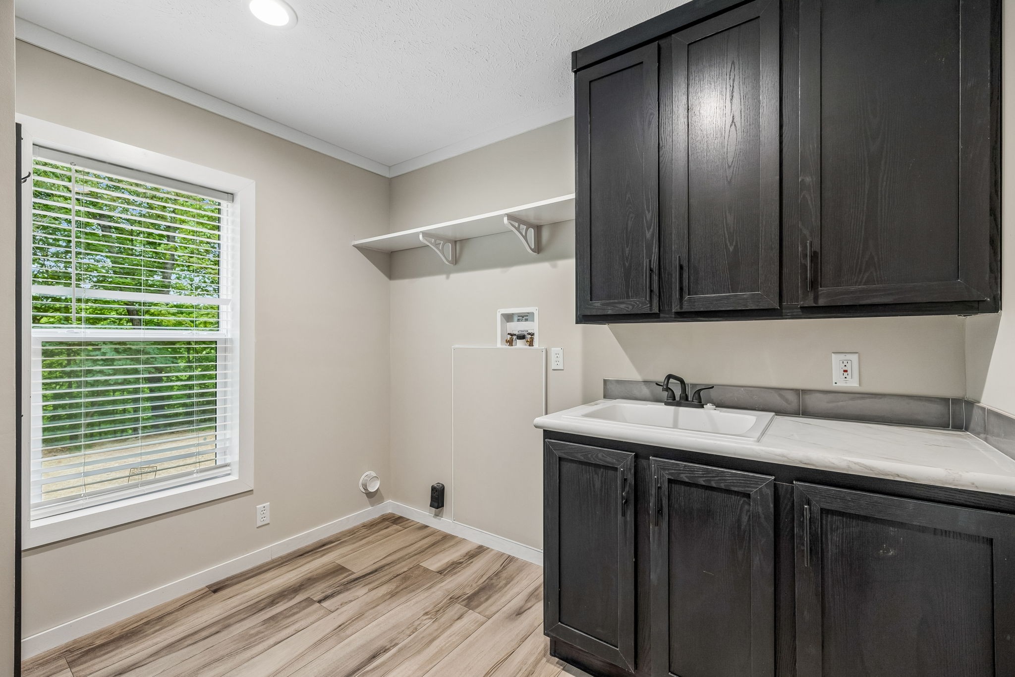 272 Portland Lake Road Portland TN 37148