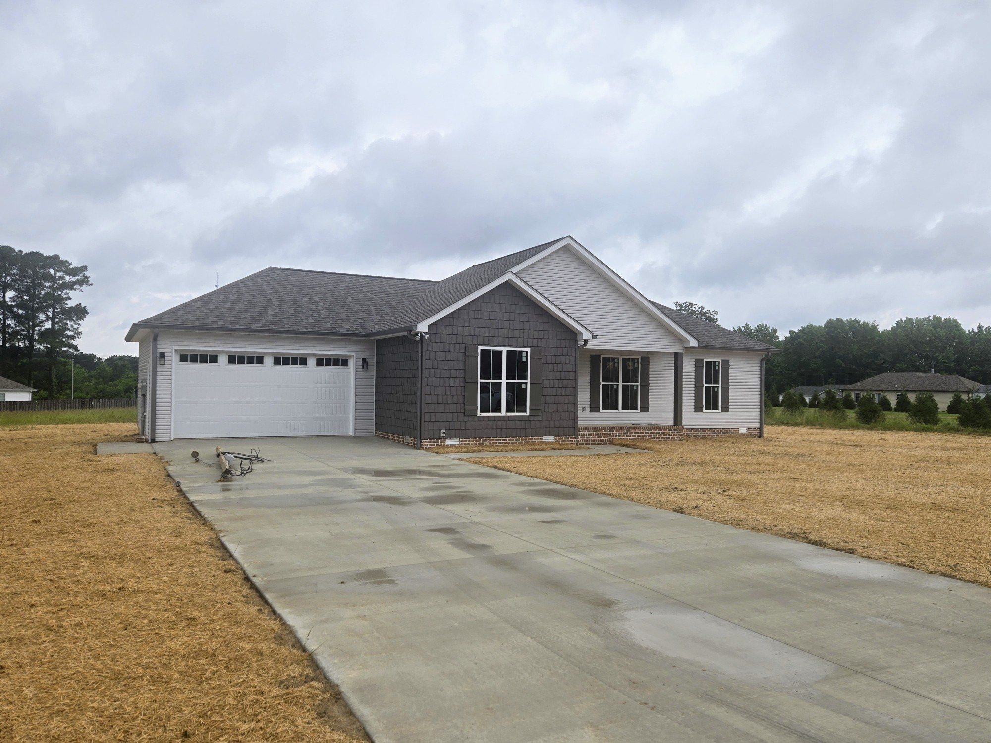 88 College Court Leoma TN 38468