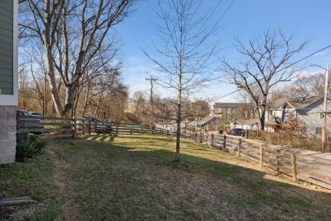 1035 40th Ave, N Nashville TN 37209