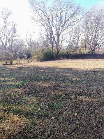 286 Hillcrest Circle Drive Jackson TN 38301