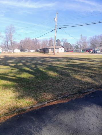 286 Hillcrest Circle Drive Jackson TN 38301