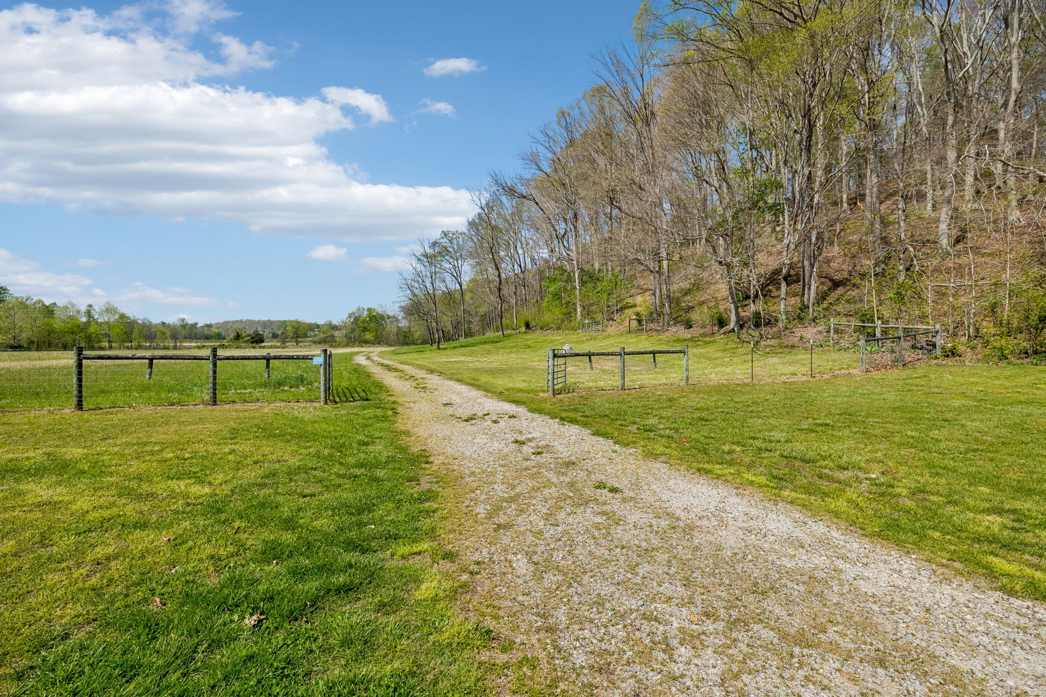 570 Piney Road, W Dickson TN 37055