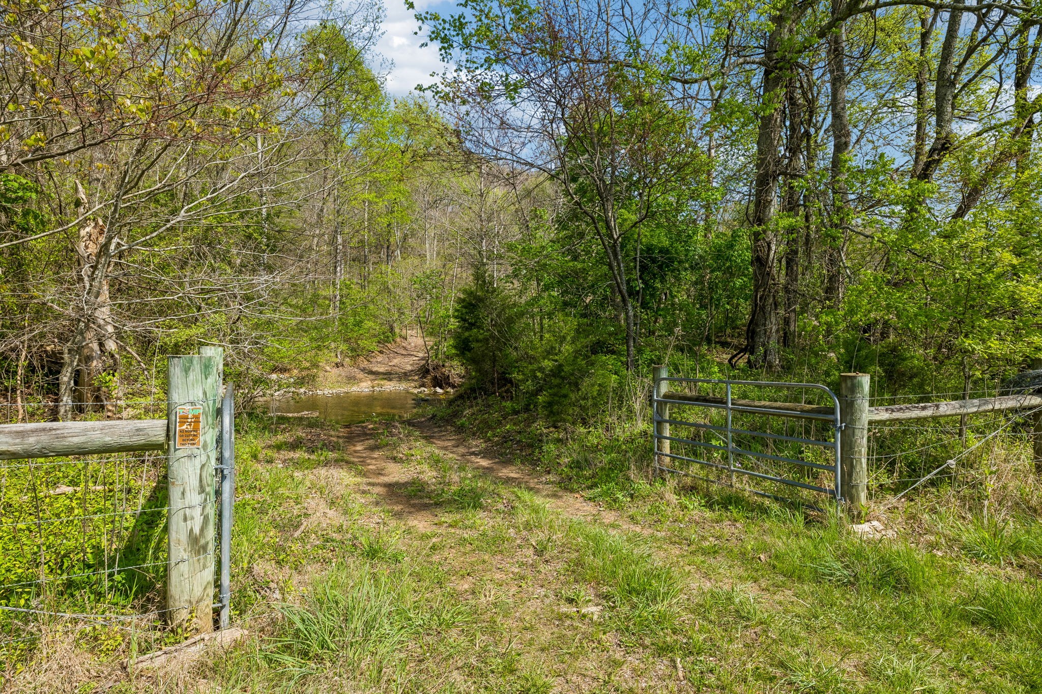 570 Piney Road, W Dickson TN 37055