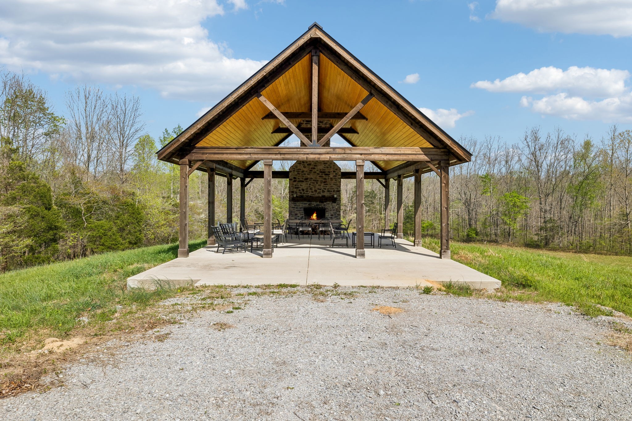570 Piney Road, W Dickson TN 37055