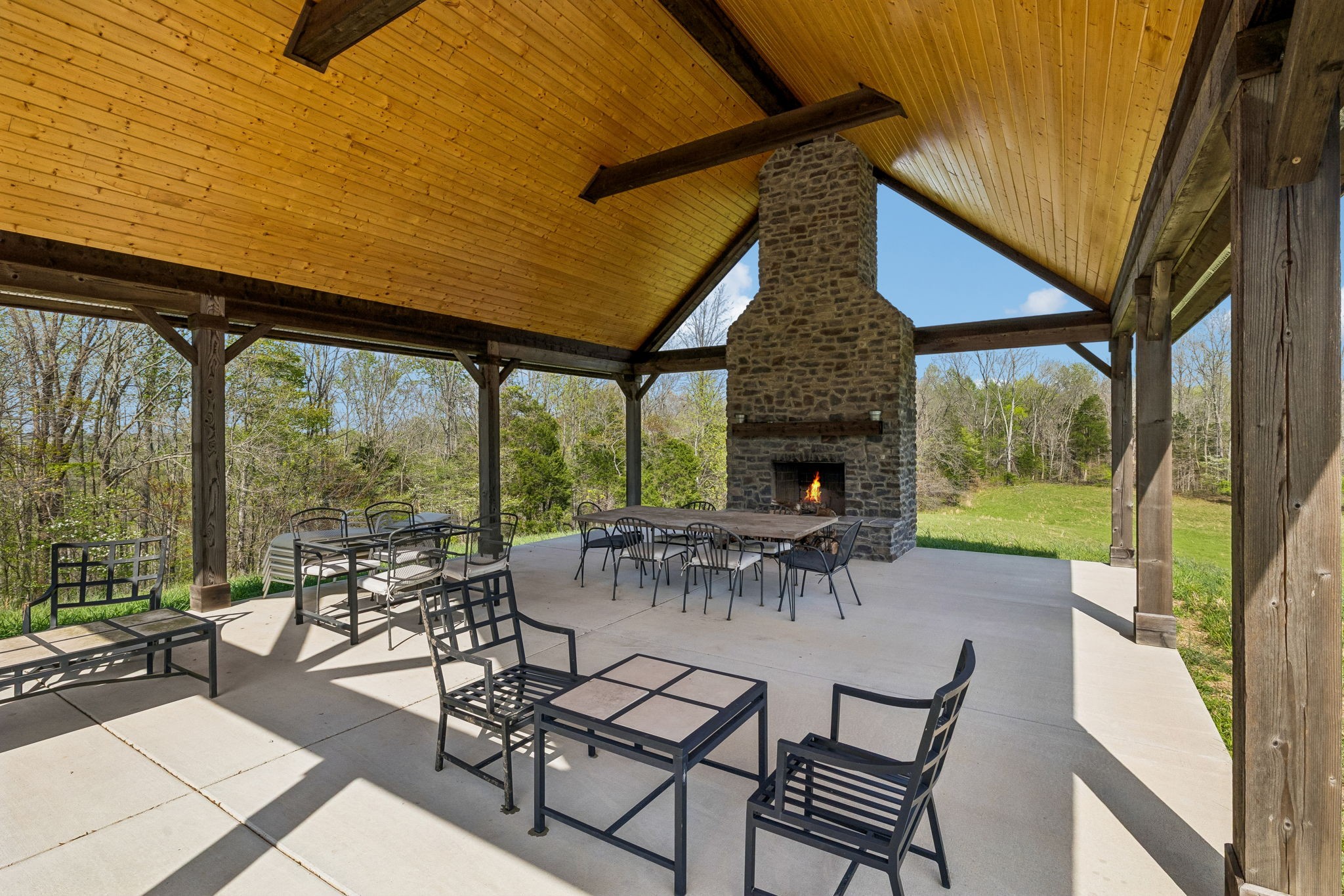 570 Piney Road, W Dickson TN 37055