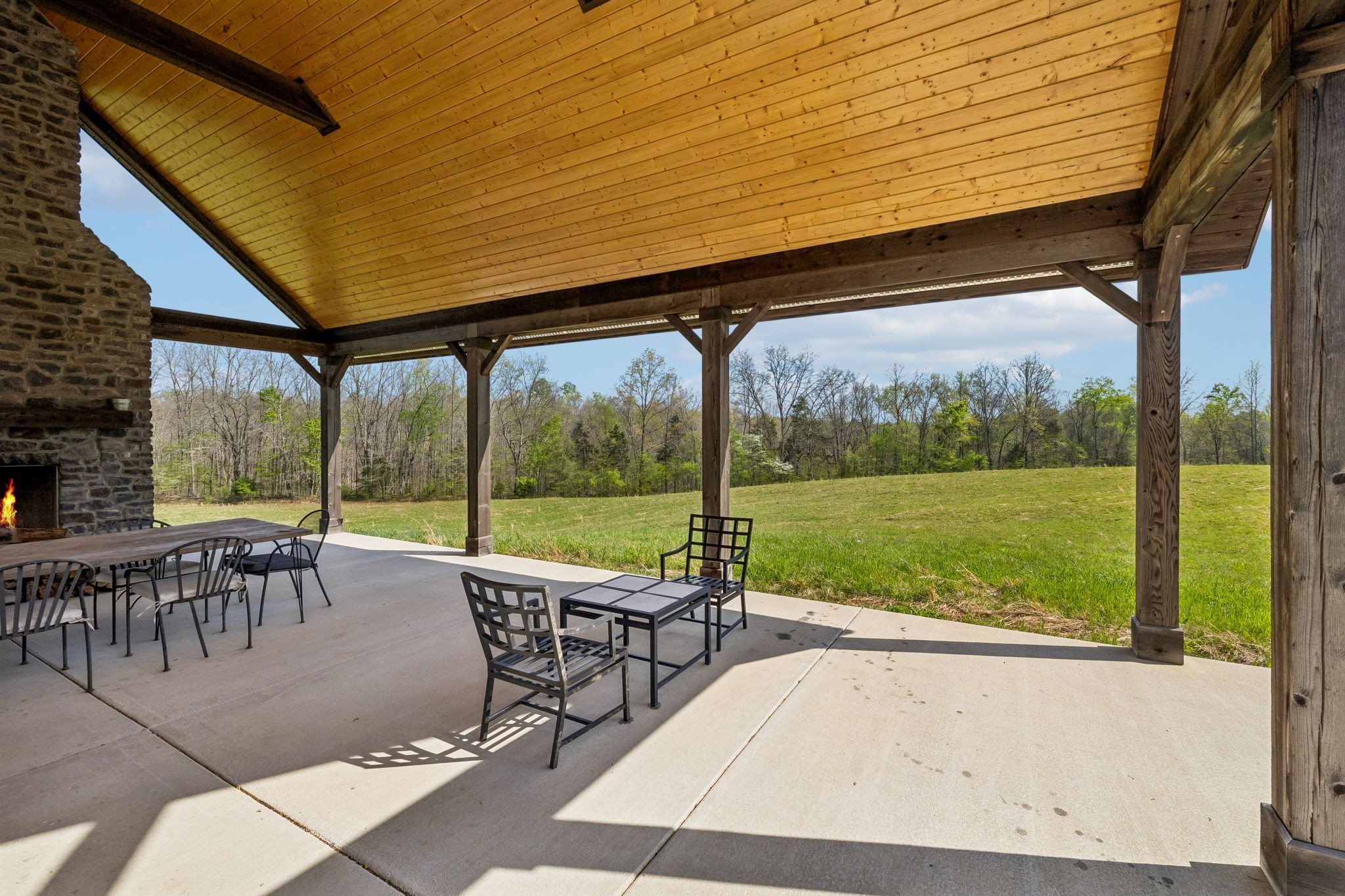 570 Piney Road, W Dickson TN 37055