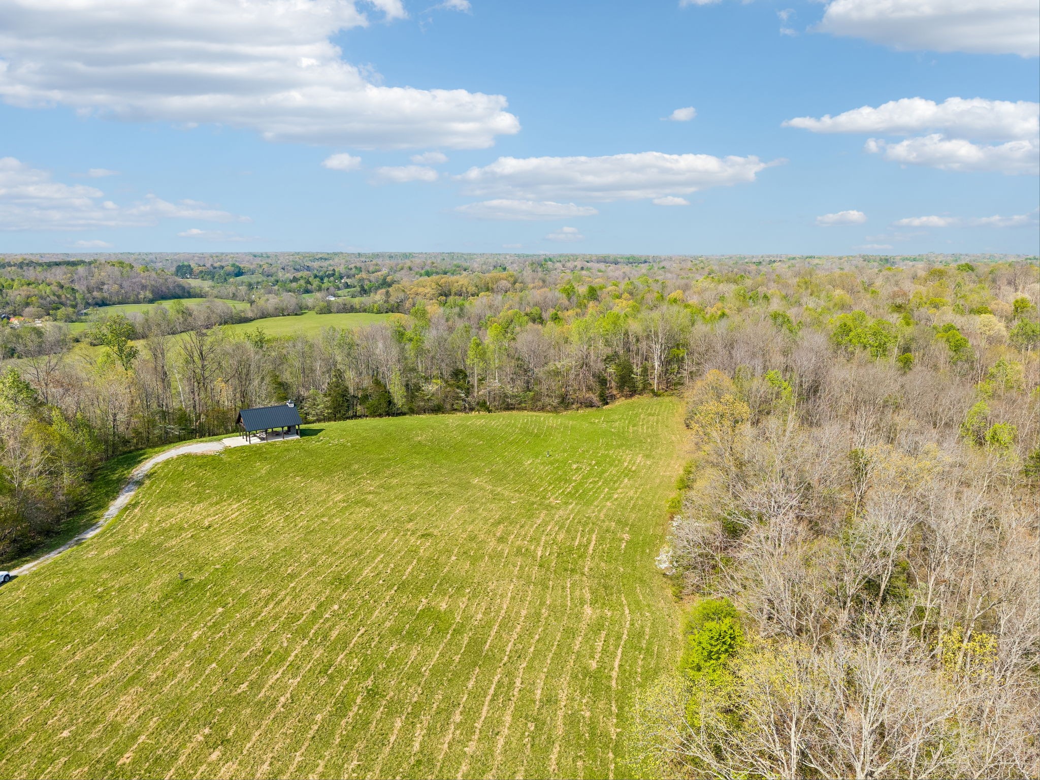 570 Piney Road, W Dickson TN 37055