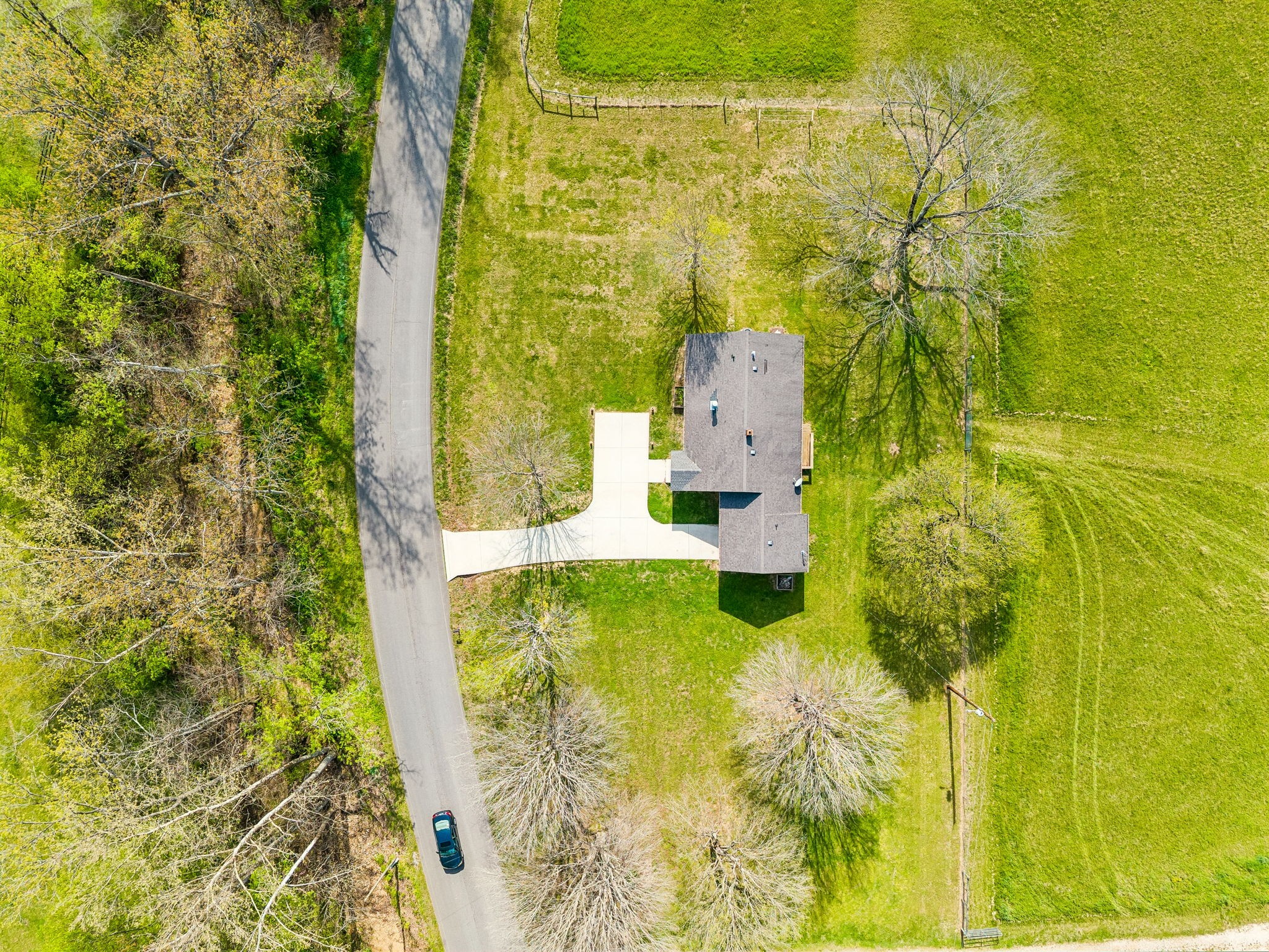 570 Piney Road, W Dickson TN 37055