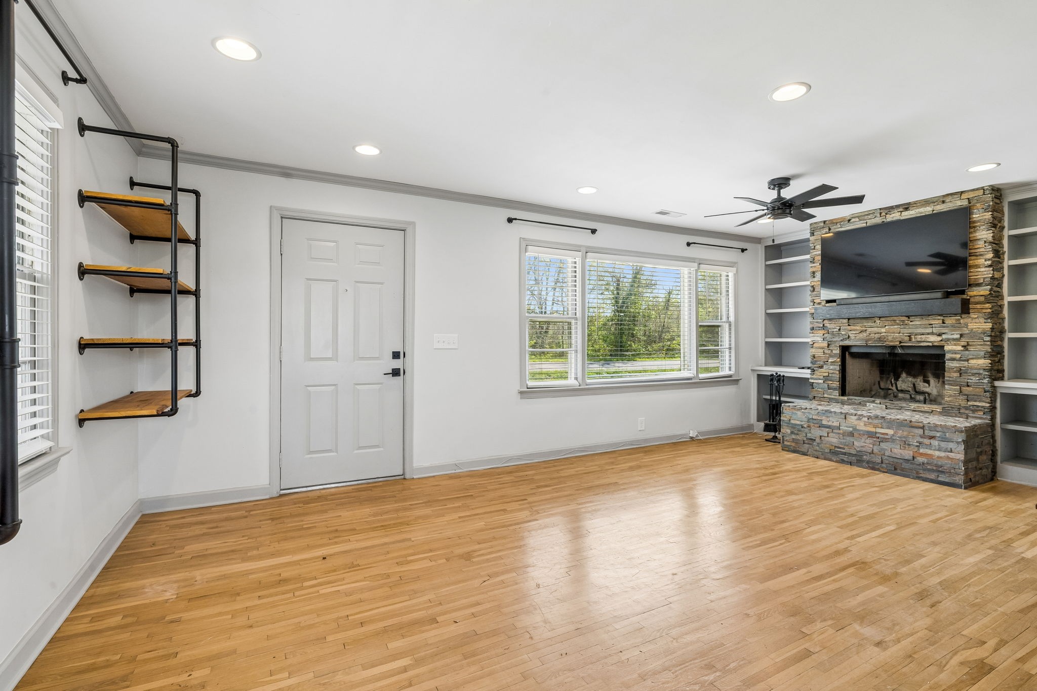 570 Piney Road, W Dickson TN 37055