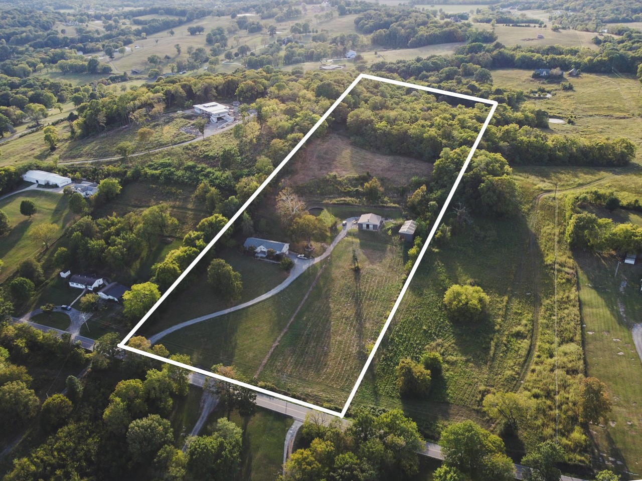 4940 Se Tater Peeler Road Lebanon TN 37090