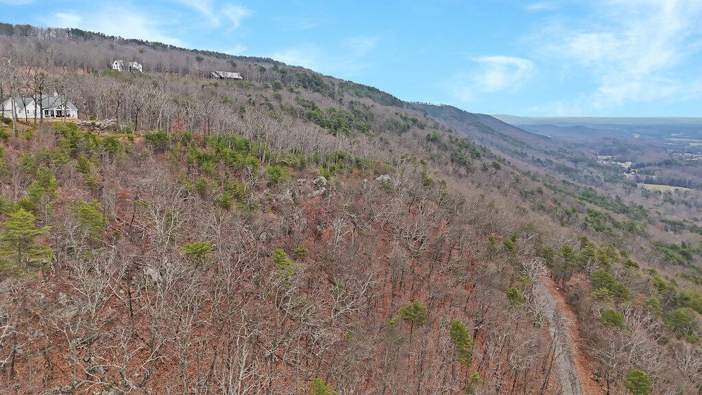 9 Escape Drive Evensville TN 37332