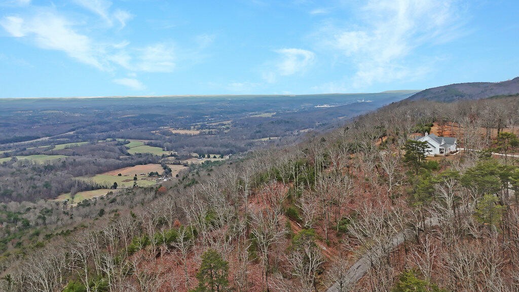 9 Escape Drive Evensville TN 37332