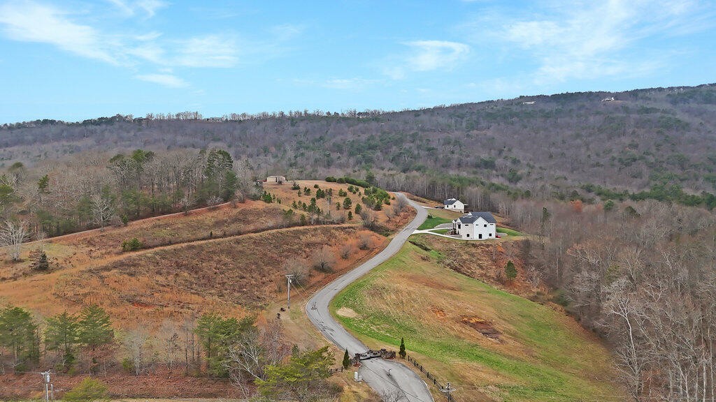9 Escape Drive Evensville TN 37332