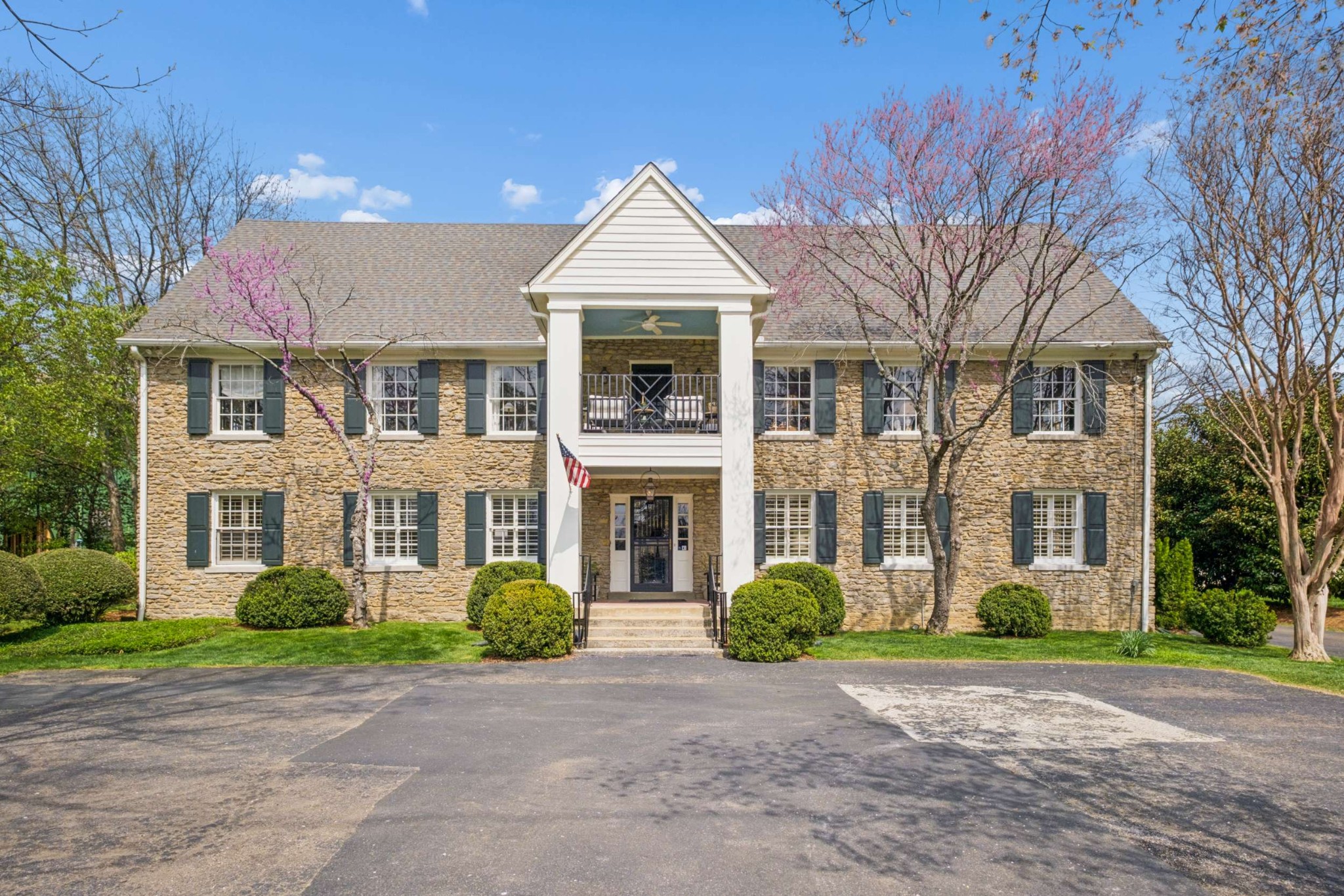 4402 Harding Place Nashville TN 37205