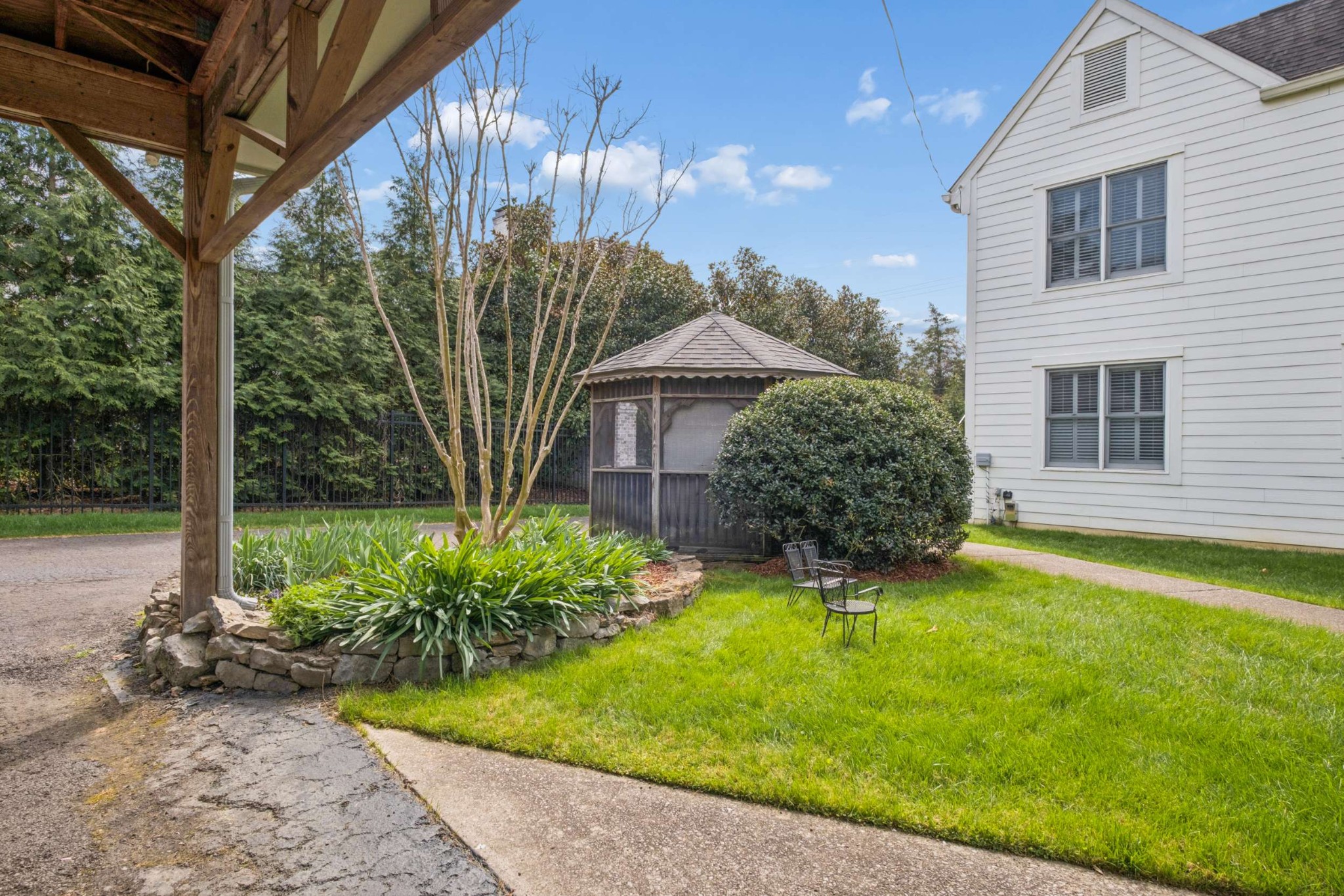 4402 Harding Place Nashville TN 37205