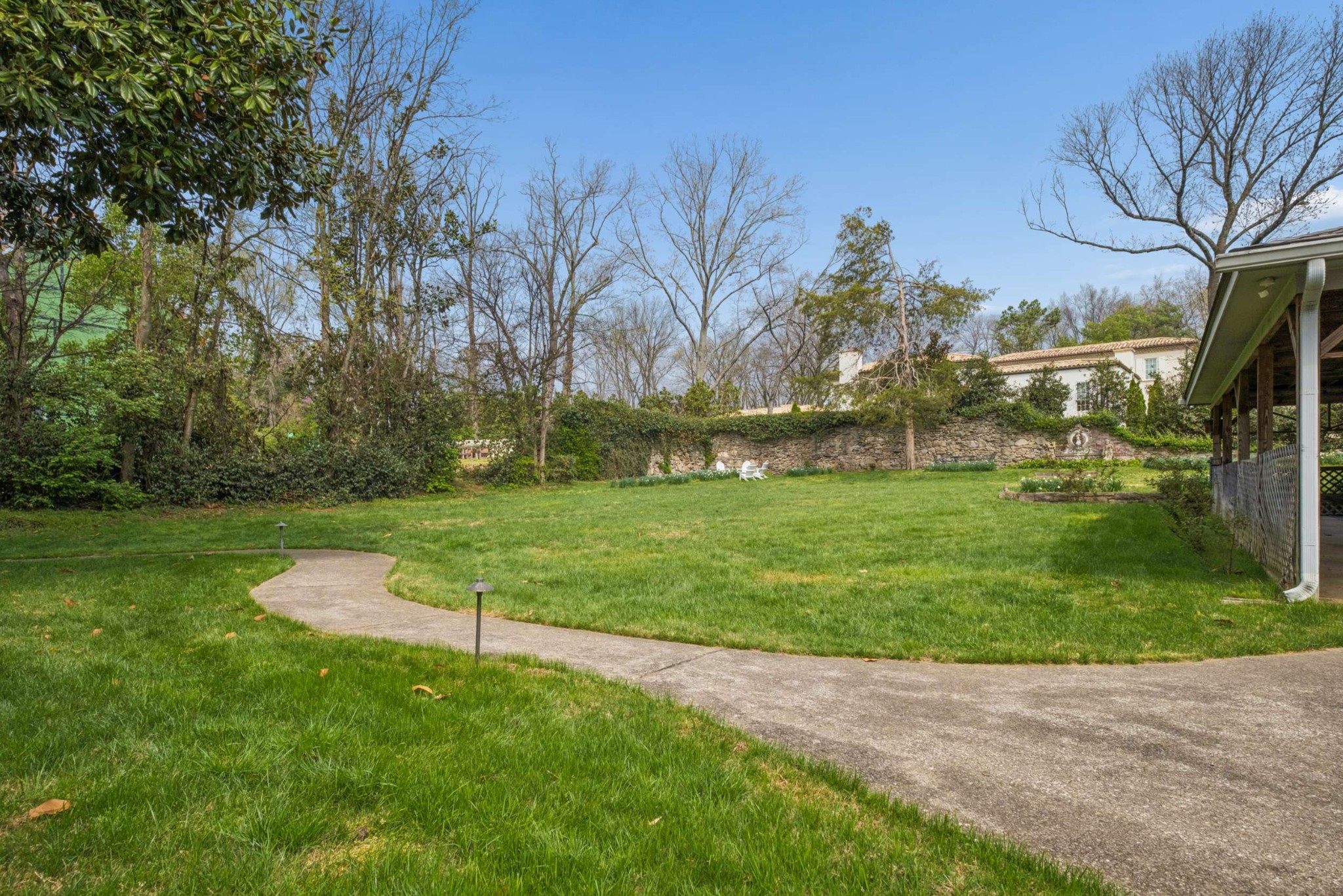 4402 Harding Place Nashville TN 37205