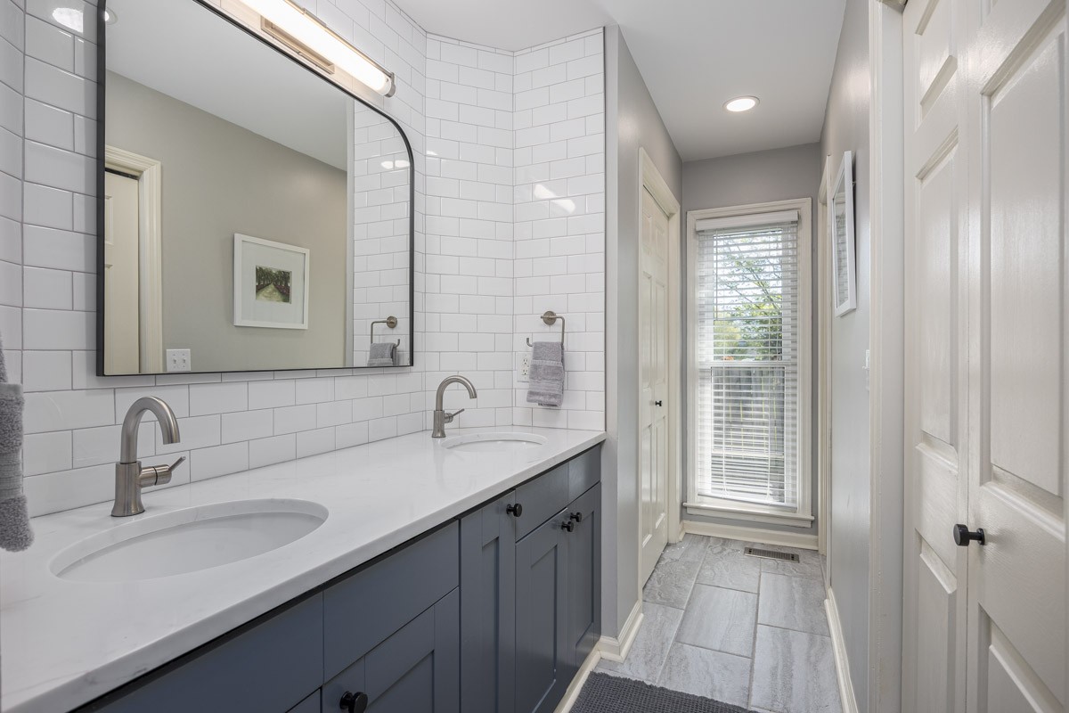 5037 English Village Drive Nashville TN 37211
