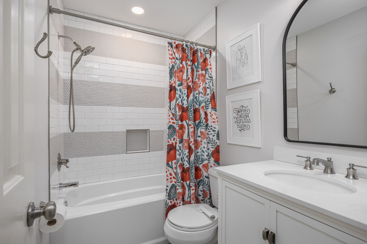 5037 English Village Drive Nashville TN 37211