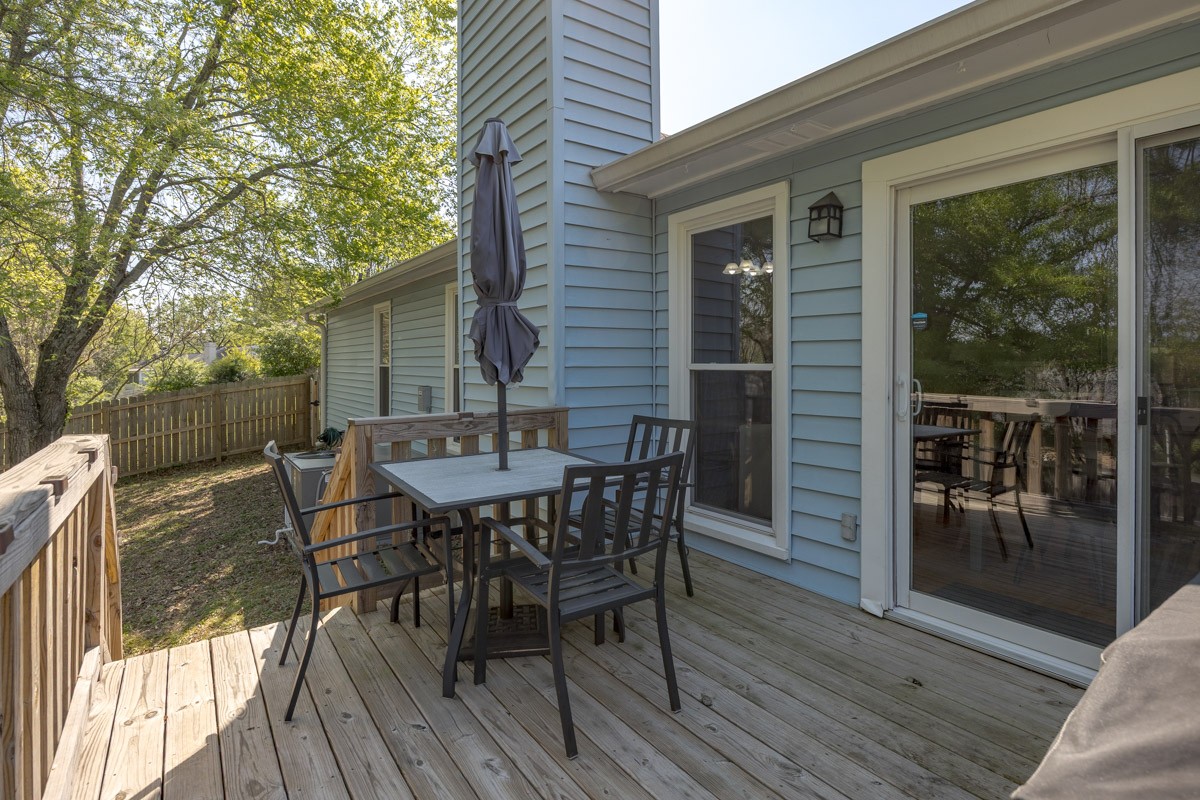5037 English Village Drive Nashville TN 37211