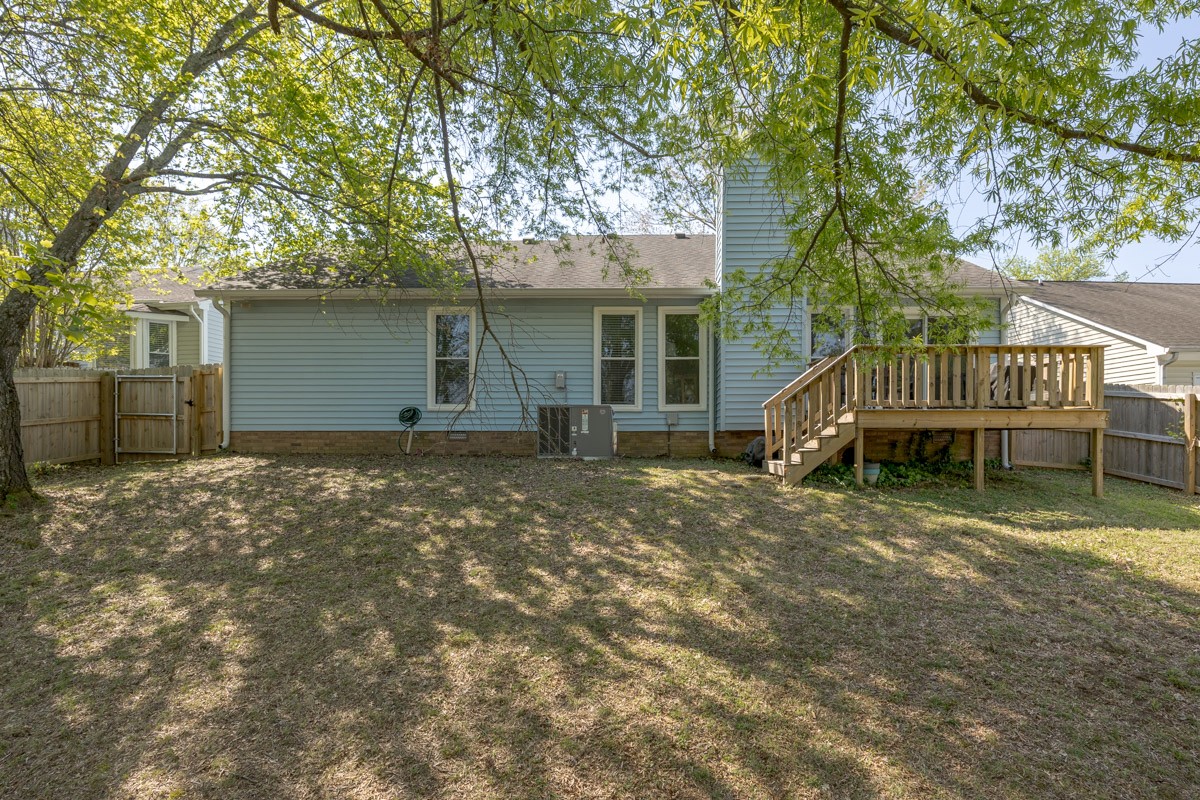 5037 English Village Drive Nashville TN 37211
