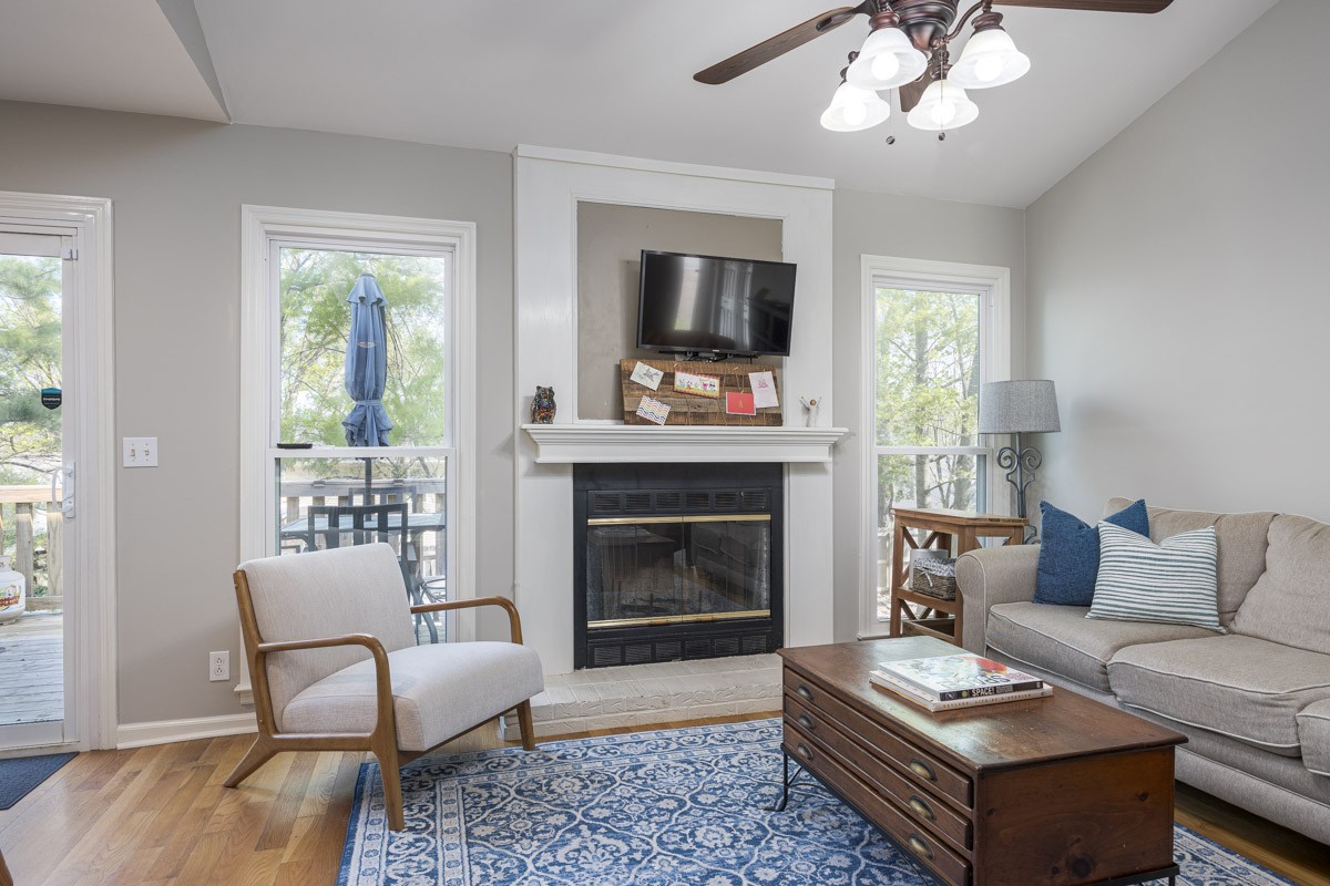 5037 English Village Drive Nashville TN 37211