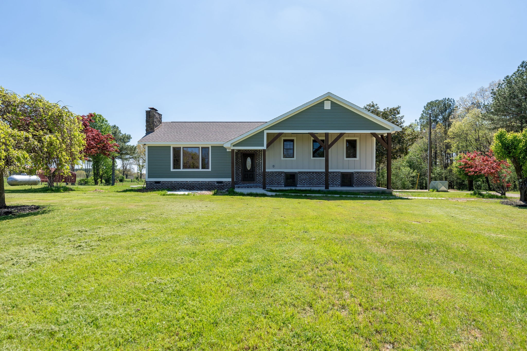 1596 Railroad Bed Road Collinwood TN 38450