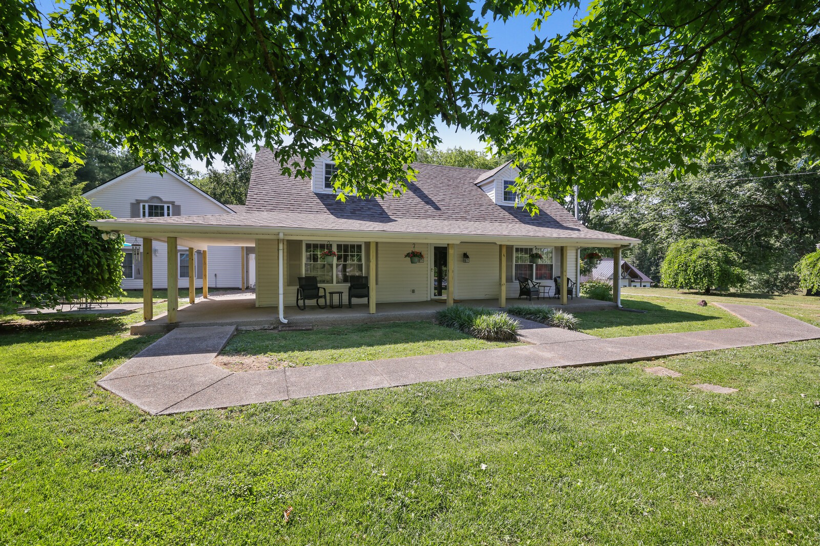 1138 Shahan Road Pleasant View TN 37146