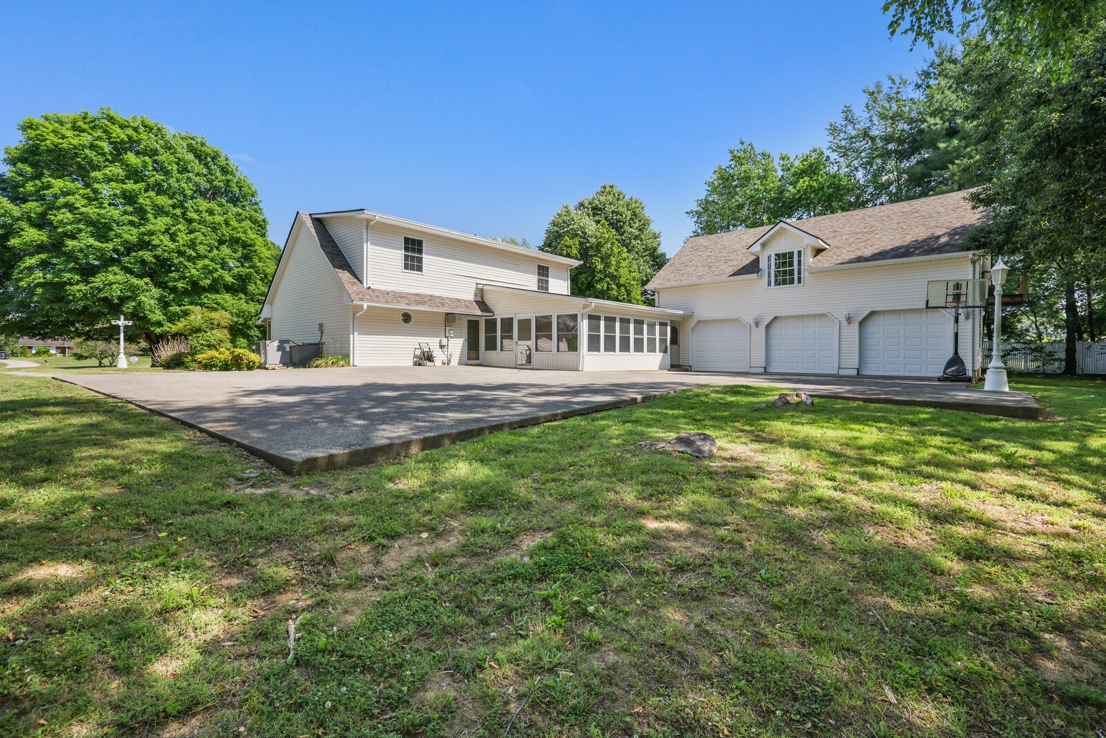 1138 Shahan Road Pleasant View TN 37146