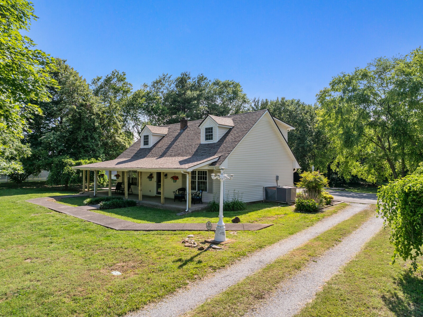 1138 Shahan Road Pleasant View TN 37146