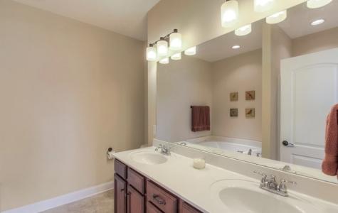7913 Kirkfield Dr, NE Nashville TN 37211
