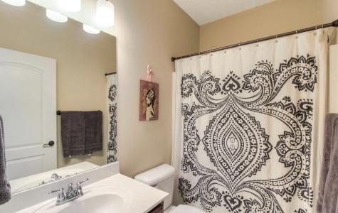 7913 Kirkfield Dr, NE Nashville TN 37211