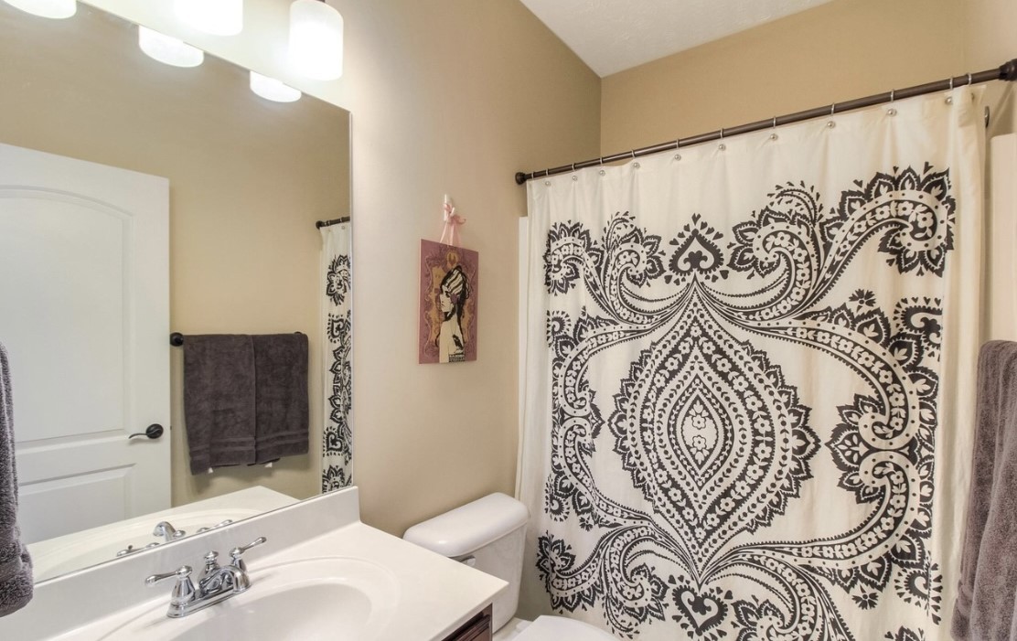7913 Kirkfield Dr, NE Nashville TN 37211
